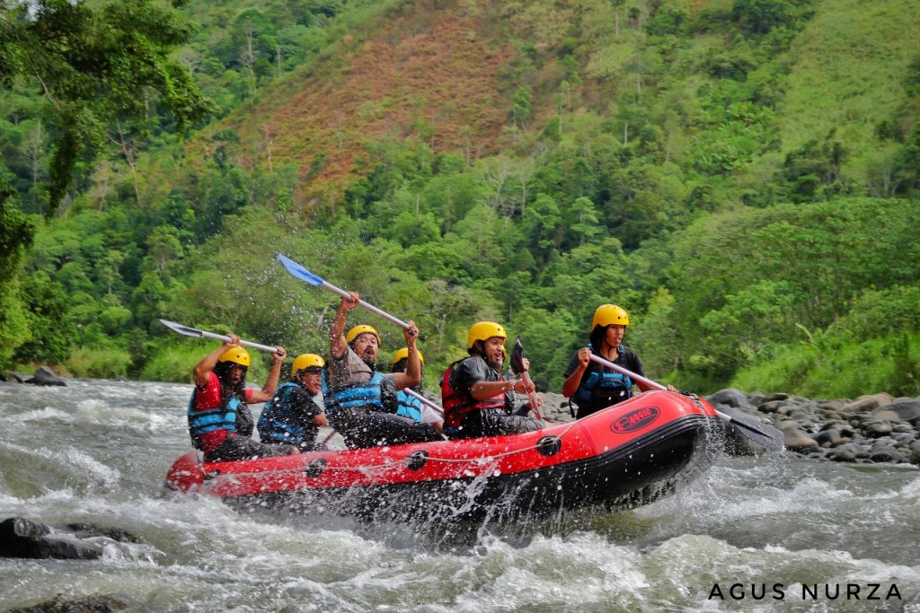 Arung Jerang di Kecamatan Syiah Utama